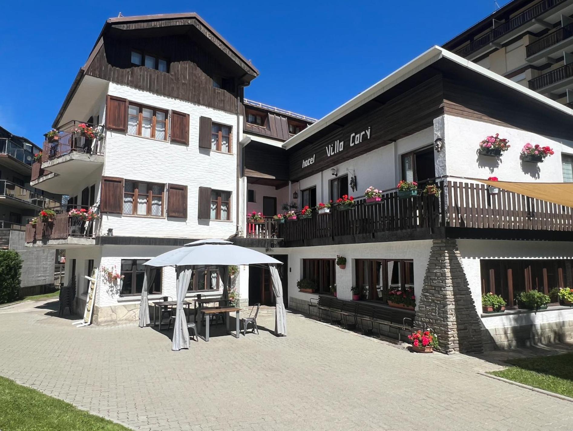 Hotel Villa Cary Oulx Exterior foto